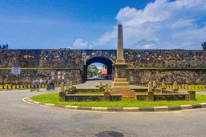 About Galle Taxi Services - Ride Lanka Cabs