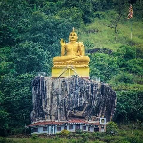 Aluvihare Rock Temple Matale - Ride Lanka Cabs
