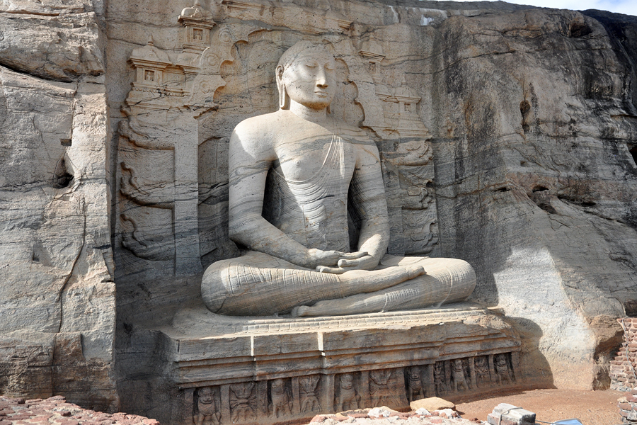 Gal Viharaya Polonnaruwa - Ride Lanka Cabs